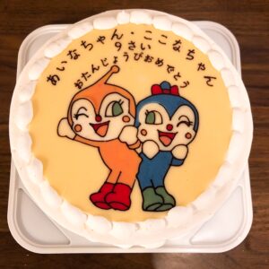 アンパンマンのキャラクターケーキ キャラクターケーキ 似顔絵ケーキの通販